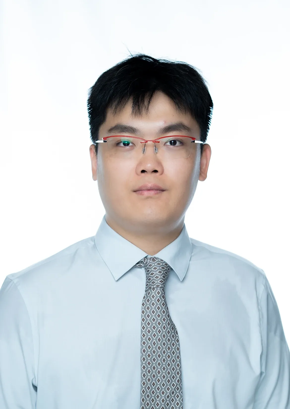 李东哲